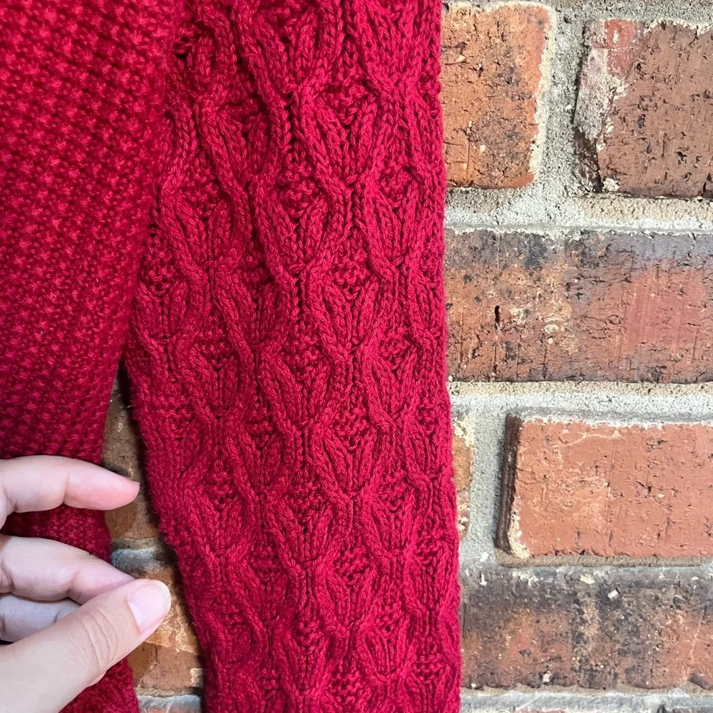 Jeanne Pierre womens crewneck basket weave rounded hem sweater red small